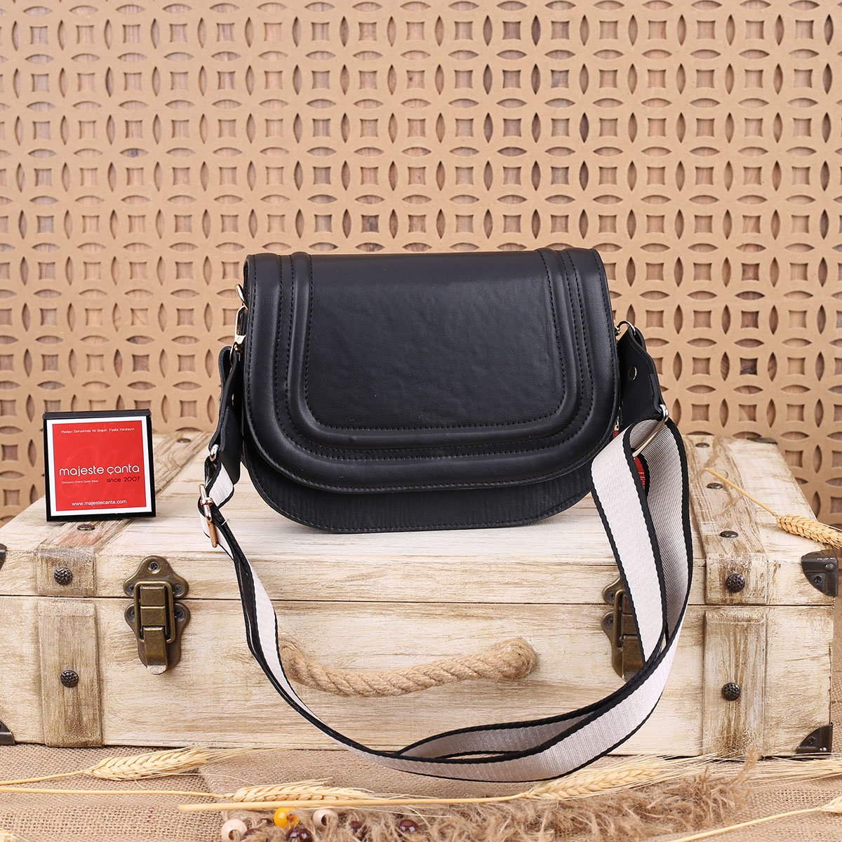 Siyah Çapraz Çanta