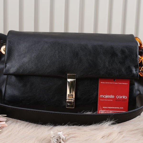 Motto Üç Gözlü Siyah Yandan Asmalı Çanta