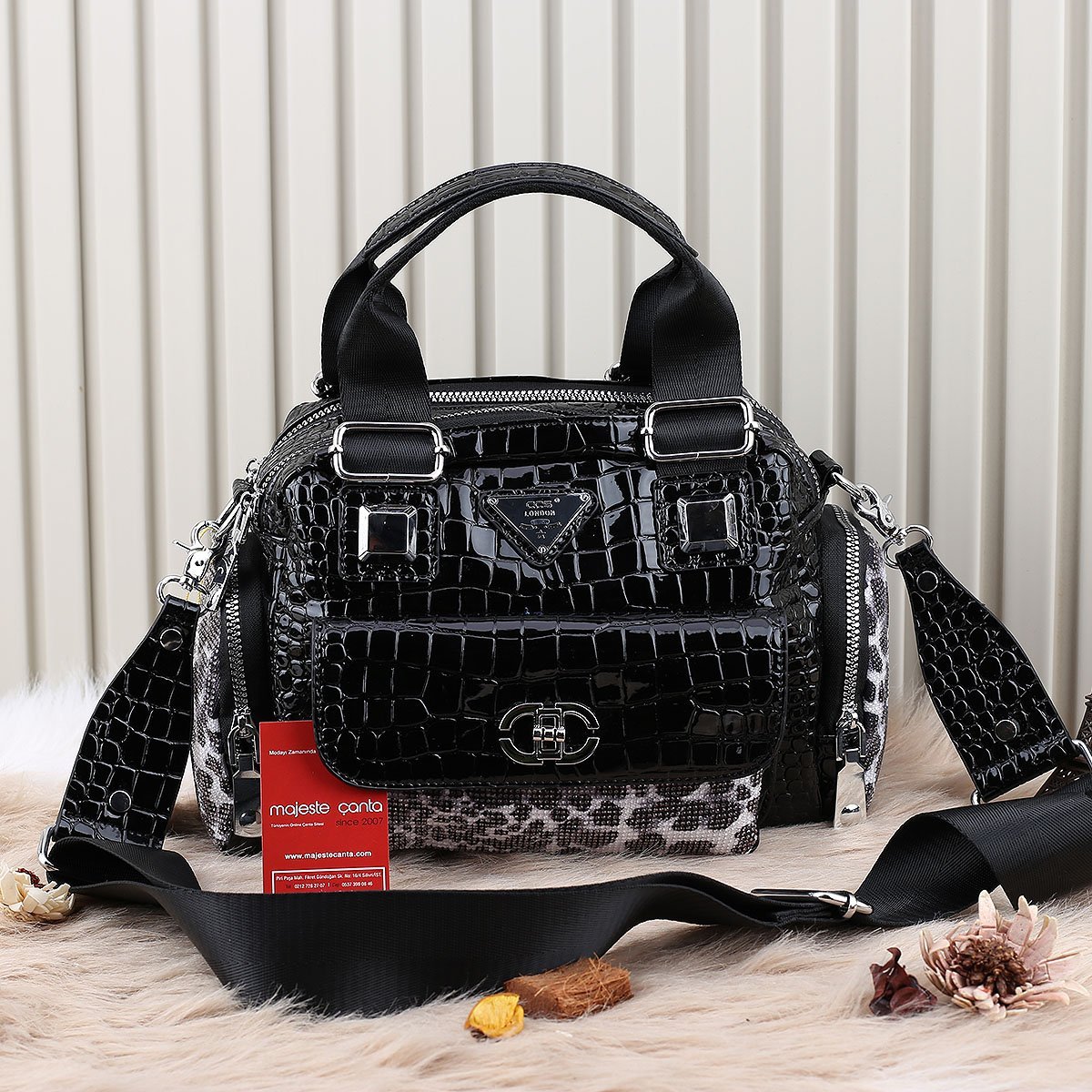 Ççs London Siyah Leopar Desenli Taşlı Kadın Çanta