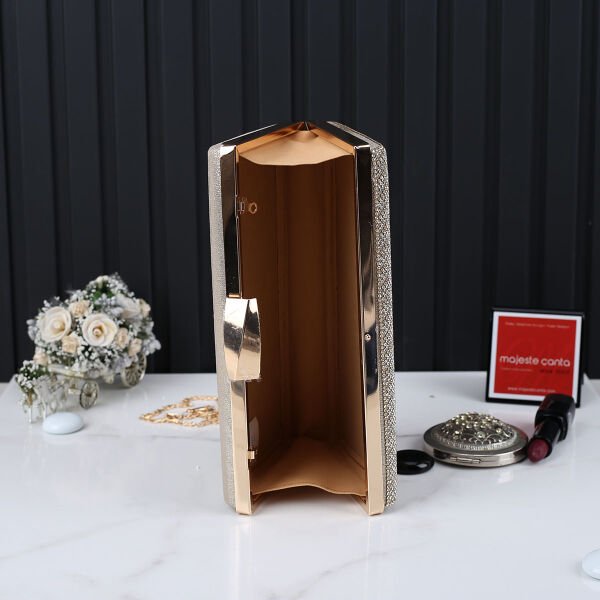 Majeste Yeni Sezon Gold Taşlı Abiye Çanta