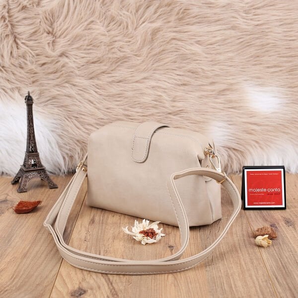 Yeni Sezon Bej Yandan Asmalı Kadın Çanta