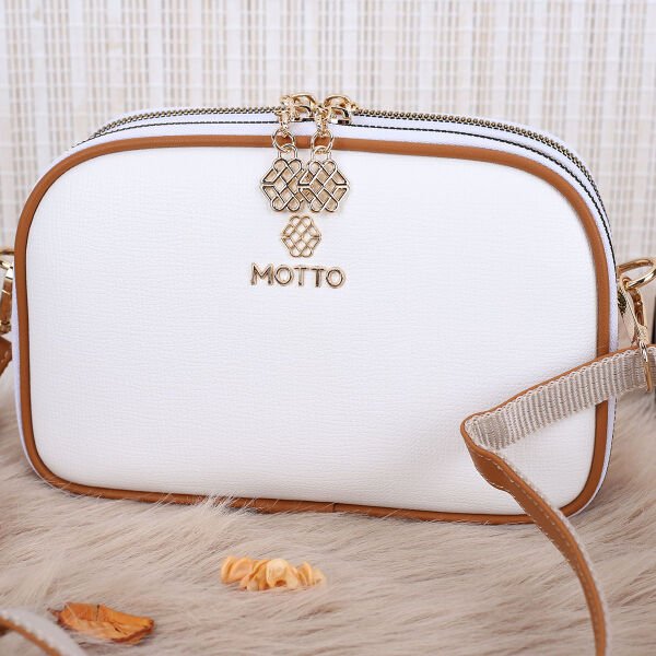 Motto 3 Gözlü Beyaz Yandan asmalı Kadın Çanta
