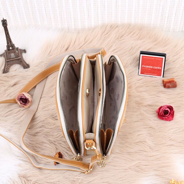 Motto 3 Gözlü Bej Yandan asmalı Kadın Çanta