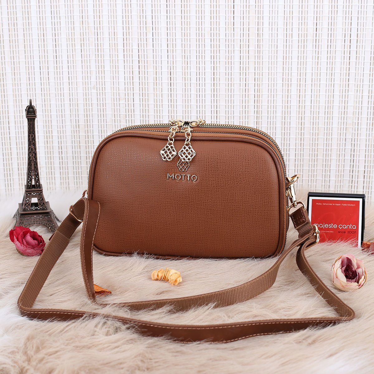 Motto 3 Gözlü Taba Yandan asmalı Kadın Çanta