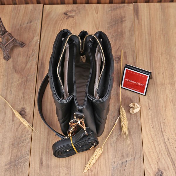 Motto Üç Gözlü Siyah Çanta