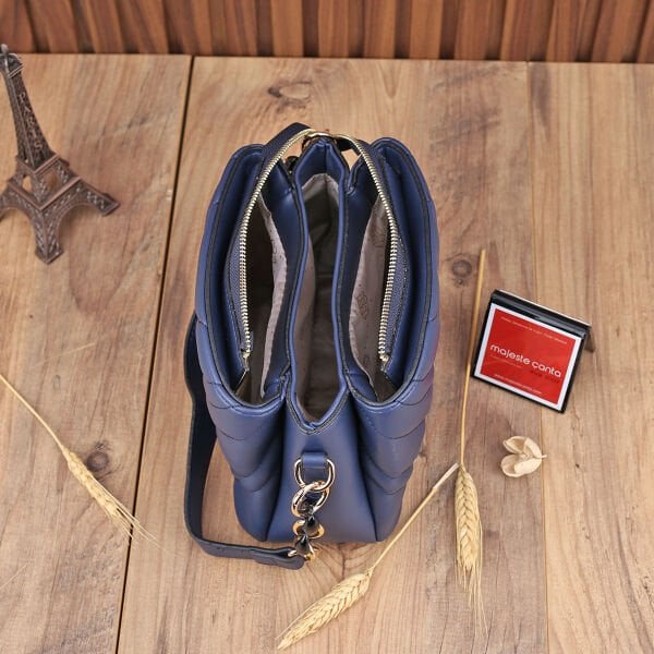 Motto Üç Gözlü Lacivert Çanta