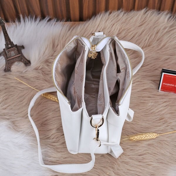 Motto Yeni Sezon Beyaz Yandan Asmalı Çanta