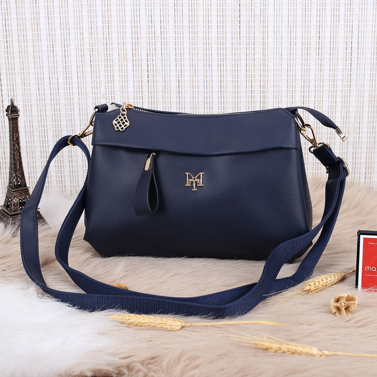 Motto Yeni Sezon Lacivert Yandan Asmalı Çanta