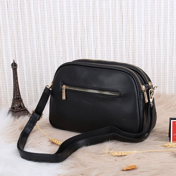 Motto Siyah Yandan Asmalı Çanta