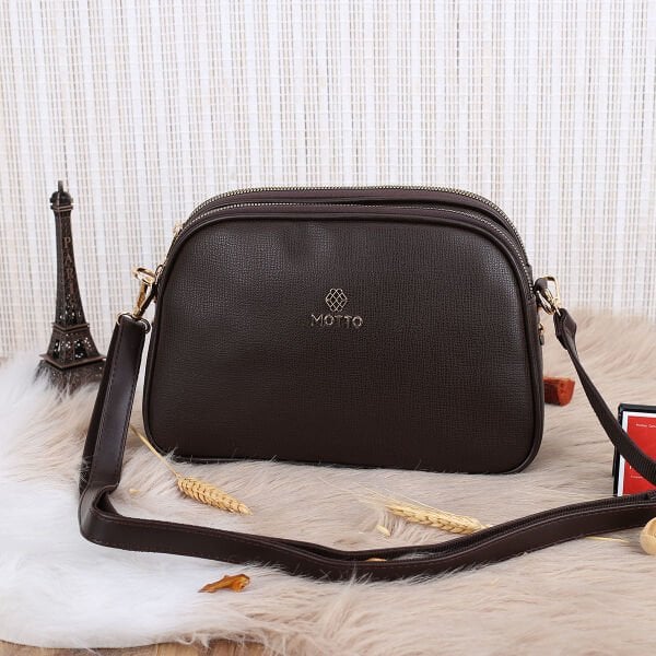 Motto Kahverengi Yandan Asmalı Çanta
