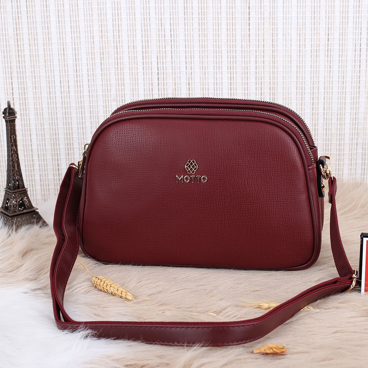 Motto Bordo Yandan Asmalı Çanta