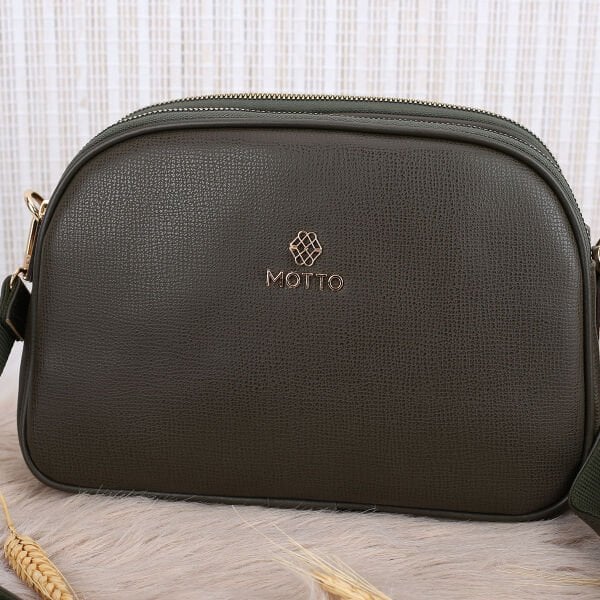 Motto Yeşil Yandan Asmalı Çanta