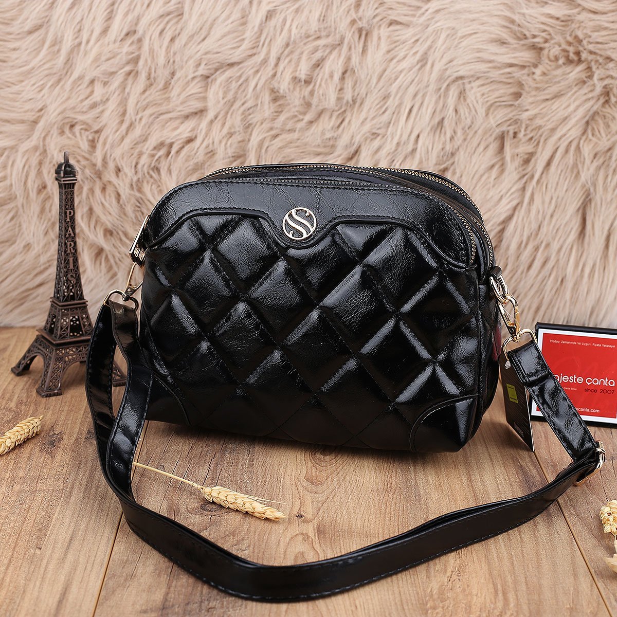 Sanmorris Üç Gözlü Siyah Rugan Yandan Asmalı Çanta