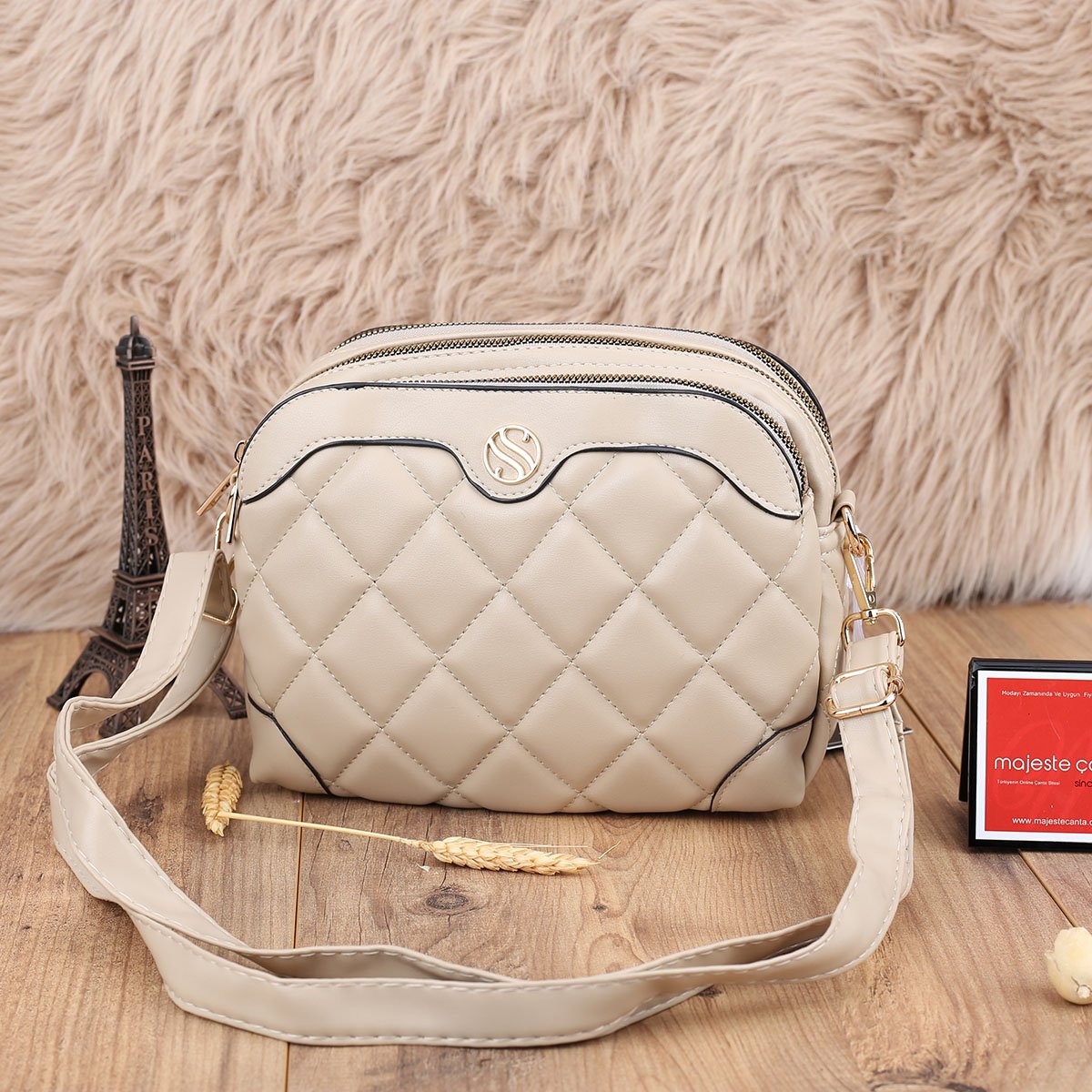 Sanmorris Üç Gözlü Bej Yandan Asmalı Çanta