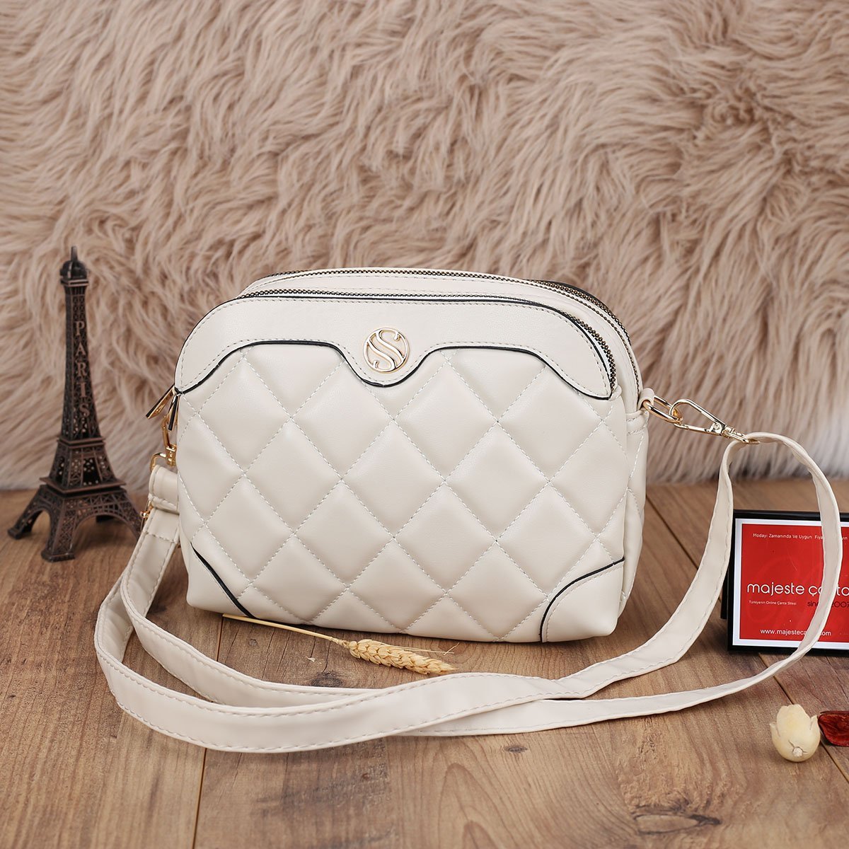 Sanmorris Üç Gözlü Krem Yandan Asmalı Çanta