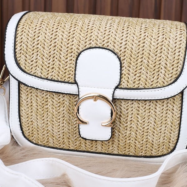 Motto Hasır Desenli Yandan Asmalı Çanta