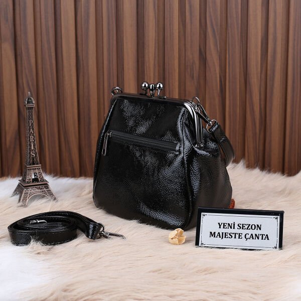 Motto Siyah Rugan Burslu Kadın Çanta