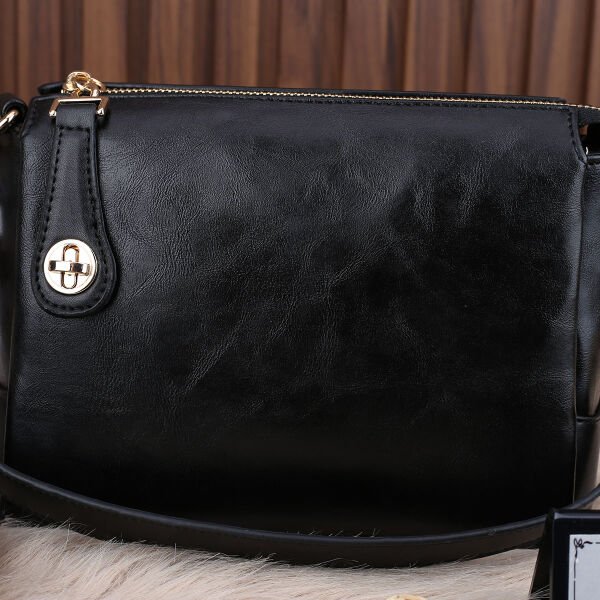 Motto Siyah 3 Gözlü Zincirli Kadın Omuz Çantası