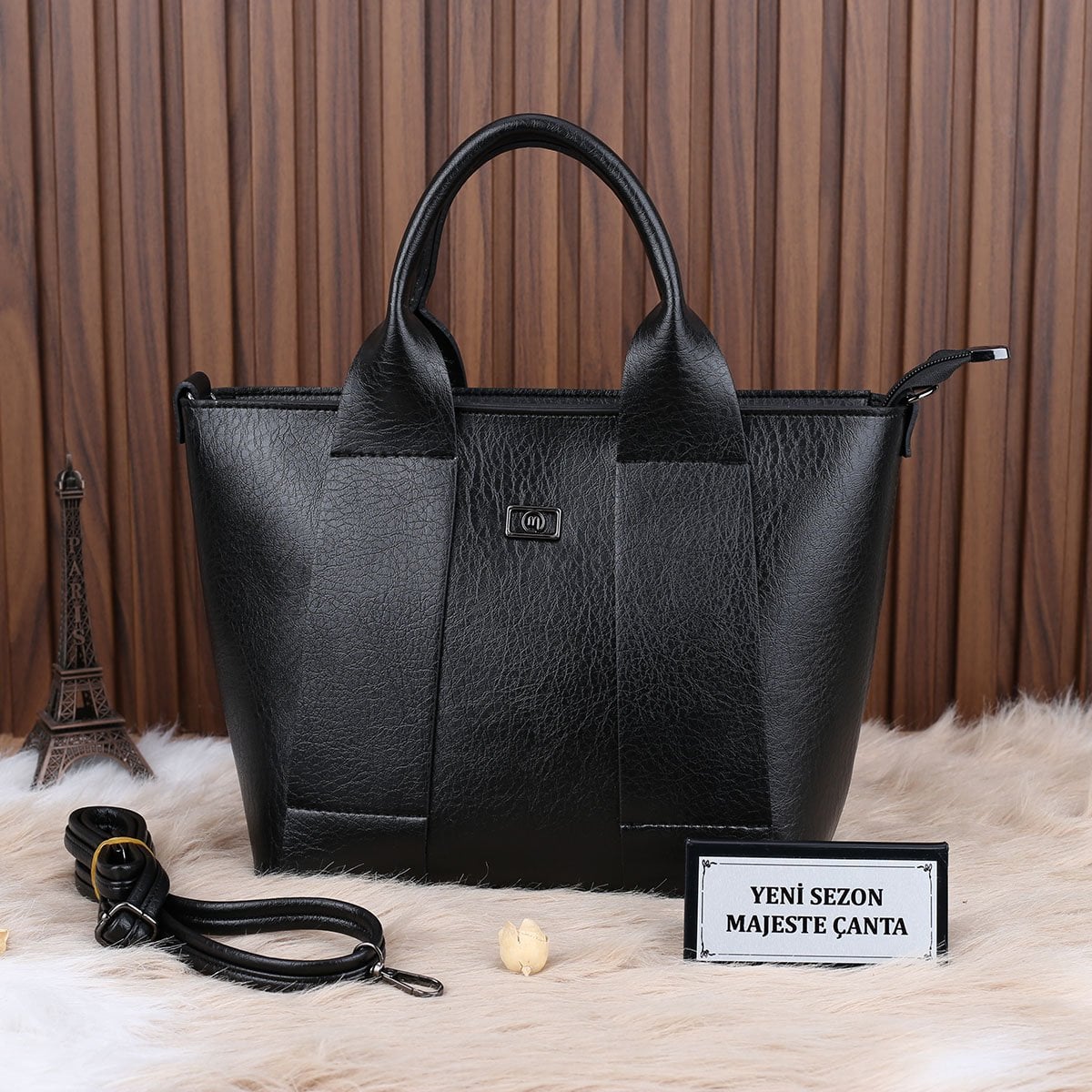 Siyah Kadın Çanta