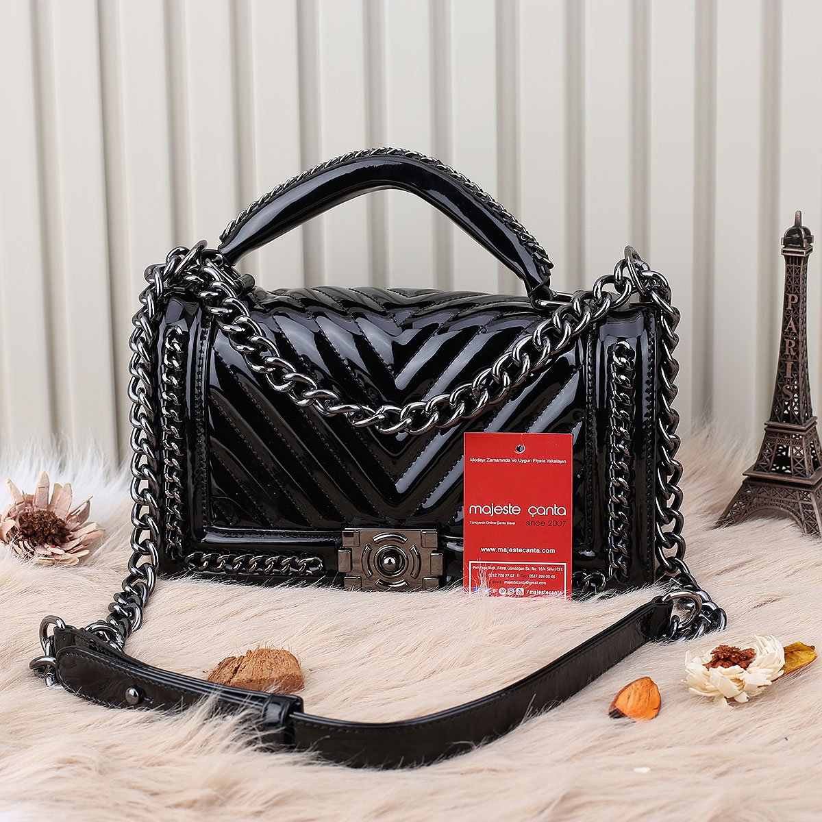 Yeni Sezon Siyah Rugan Zincirli Çanta