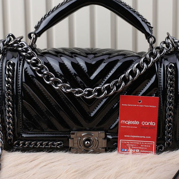 Yeni Sezon Siyah Rugan Zincirli Çanta