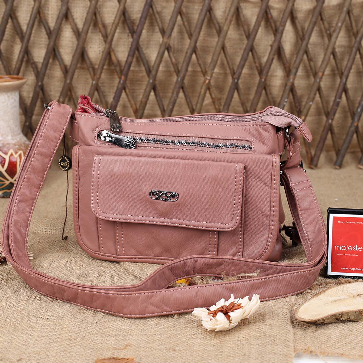 Yıkama Deri Çok Gözlü Yandan Asmalı Pembe Çanta